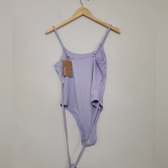 Berlook Textured Tie One-Piece Swimsuit - Picture 3 of 5